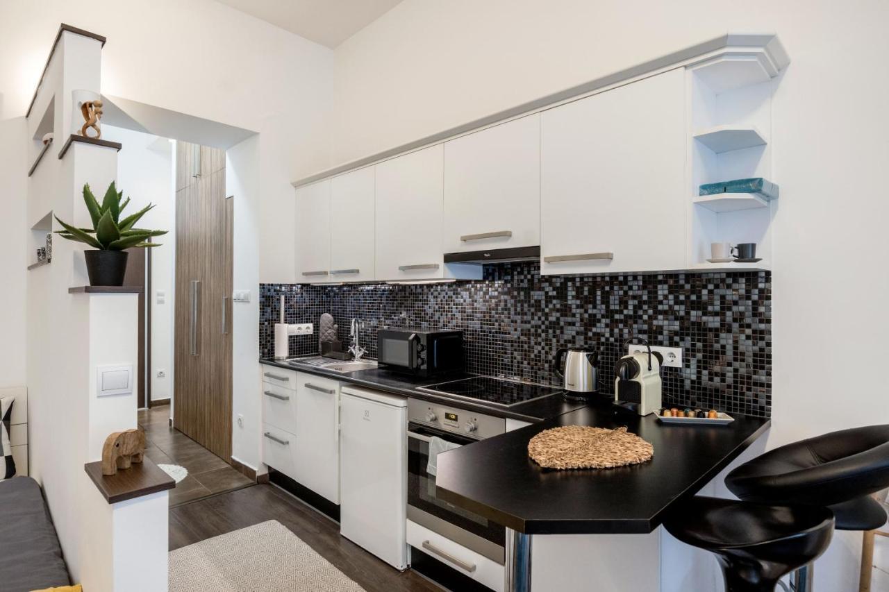 Stylish Downtown Studio Βουδαπέστη Εξωτερικό φωτογραφία